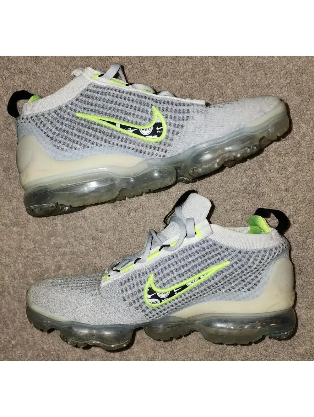 Nike Air VaporMax 2021 Flyknit Gray Athletic Running Shoes